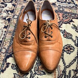 Johnston & Murphy Leather lace up Loafers